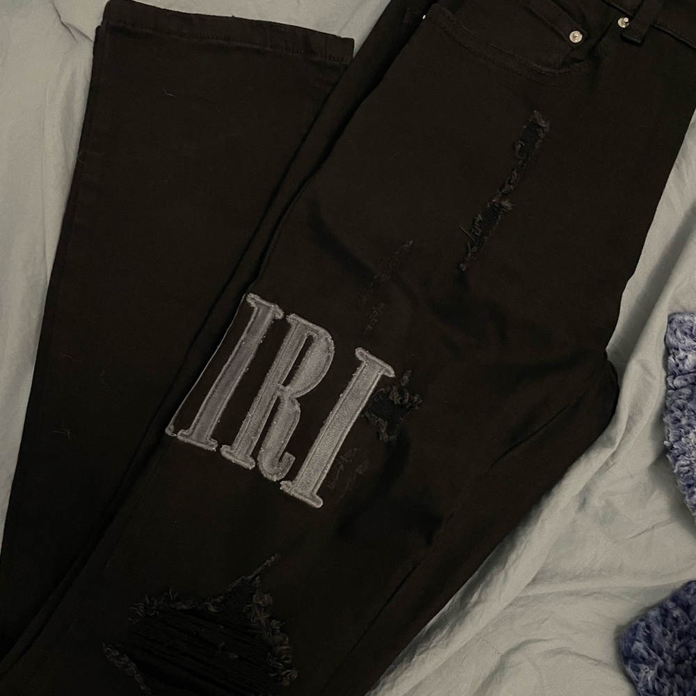 Amiri jeans with distressed size 30